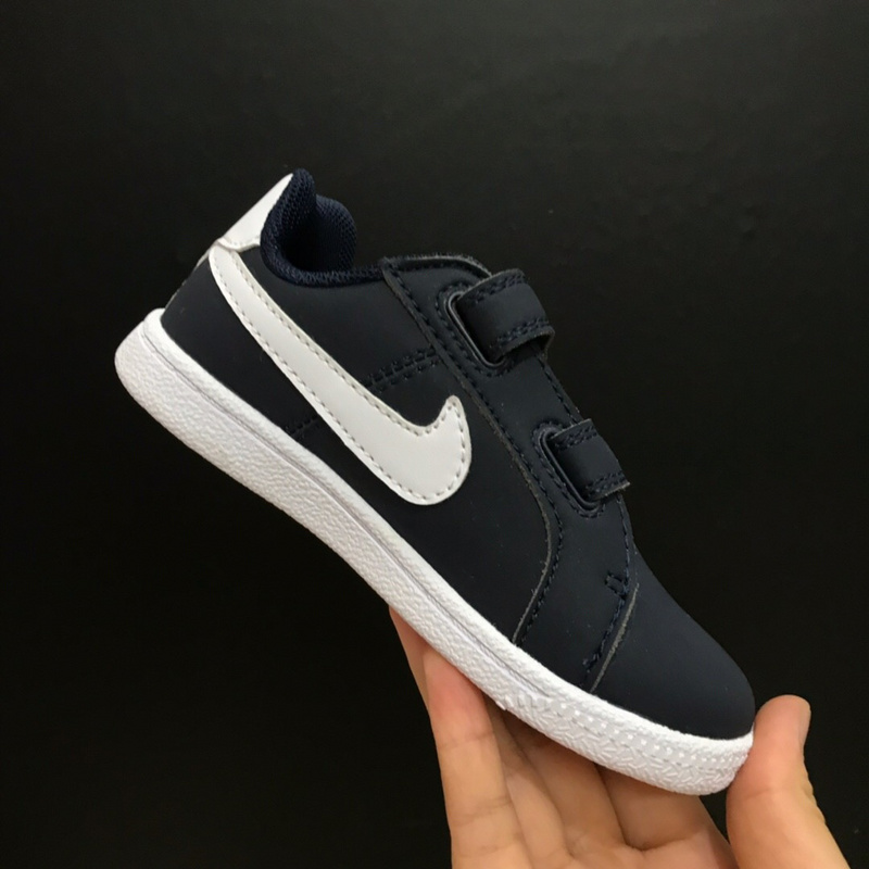 Nike Blazers Magic Stick Children_s Sports Shoes SIZE_ 24-35 yards-ba2f8481